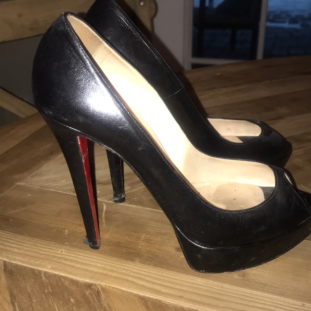Christian Louboutin Lady peep toes